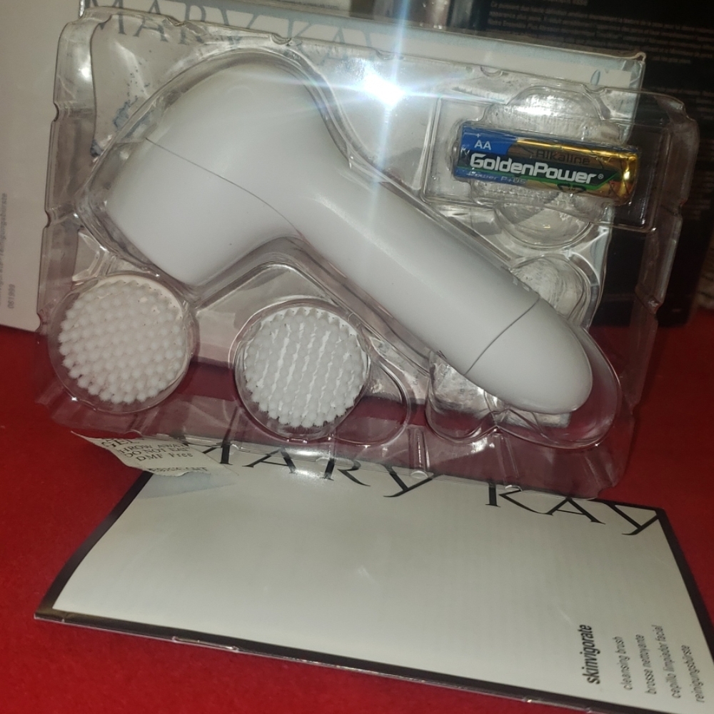 Skin invigorate cleansing brush - Picture 2 of 6